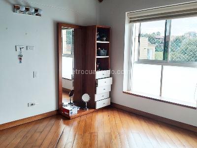 Casa de 5 alcobas en venta en El Poblado, Medellín, 300 m² · foto 10 de 18