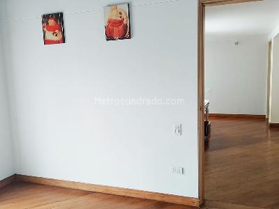 Casa de 5 alcobas en venta en El Poblado, Medellín, 300 m² · foto 12 de 18