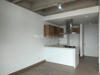 Apartamento de 1 alcoba en arriendo en El Poblado, Medellín, 49 m² · foto 2 de 9