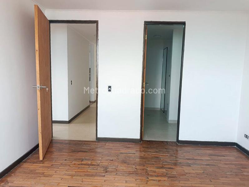 Spacious 3BR Apartment Near Amenities in El Poblado - 7