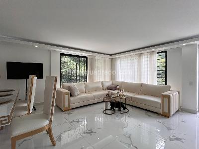 Casa de 3 alcobas en venta en Rionegro, Rionegro, 350 m² · foto 2 de 16