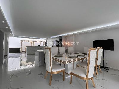 Casa de 3 alcobas en venta en Rionegro, Rionegro, 350 m² · foto 3 de 16