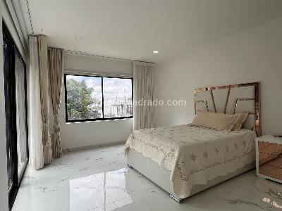Casa de 3 alcobas en venta en Rionegro, Rionegro, 350 m² · foto 7 de 16