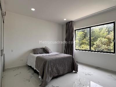 Casa de 3 alcobas en venta en Rionegro, Rionegro, 350 m² · foto 8 de 16