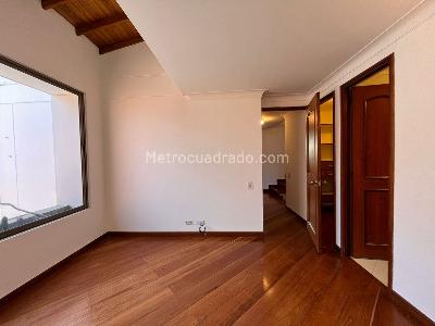 Casa de 4 alcobas en venta en El Poblado, Medellín, 278 m² · foto 10 de 19