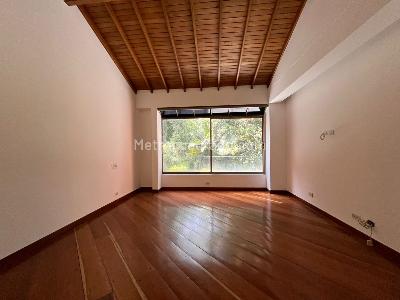 Casa de 4 alcobas en venta en El Poblado, Medellín, 278 m² · foto 14 de 19