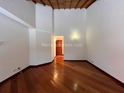 Casa de 4 alcobas en venta en El Poblado, Medellín, 278 m² · foto 15 de 19