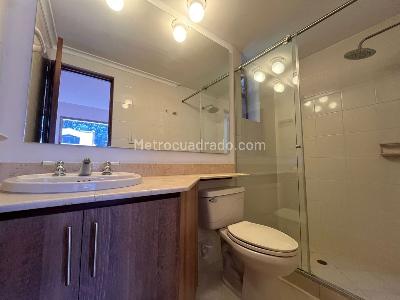 Casa de 4 alcobas en venta en El Poblado, Medellín, 278 m² · foto 19 de 19