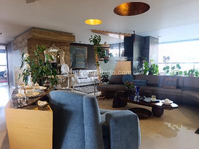 Apartamento en venta en El Poblado, Medellín · foto 5 de 18