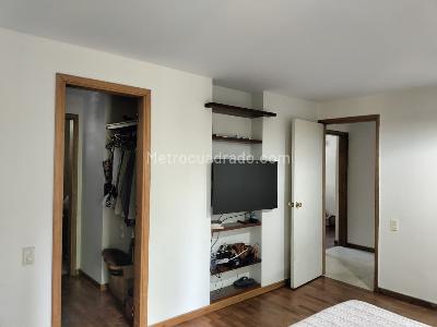Apartamento de 3 alcobas en venta en El Poblado, Medellín, 137 m² · foto 12 de 20
