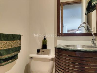 Apartamento de 3 alcobas en venta en El Poblado, Medellín, 137 m² · foto 19 de 20