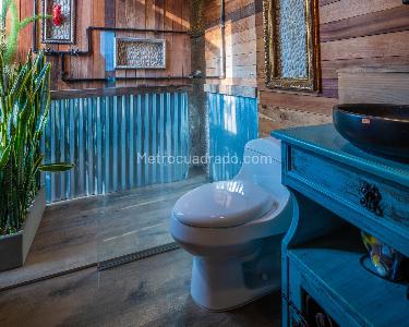Apartamento de 3 alcobas en venta en El Poblado, Medellín, 250 m² · foto 15 de 19