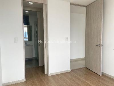Apartamento de 2 alcobas en venta en Sabaneta, Sabaneta, 60 m² · foto 13 de 19