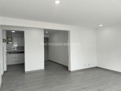 Apartamento de 2 alcobas en arriendo en El Poblado, Medellín, 104 m² · foto 3 de 14