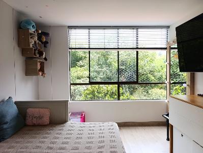 Apartamento de 3 alcobas en venta en El Poblado, Medellín, 180 m² · foto 15 de 18