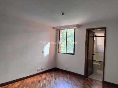Apartamento de 3 alcobas en venta en El Poblado, Medellín, 200 m² · foto 14 de 18