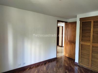 Apartamento de 3 alcobas en venta en El Poblado, Medellín, 200 m² · foto 15 de 18