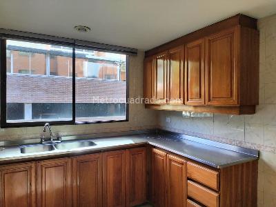 Apartamento de 3 alcobas en venta en El Poblado, Medellín, 200 m² · foto 6 de 18