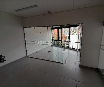 Oficina en Arriendo, EL POBLADO, Medellín