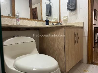 Apartamento de 3 alcobas en venta en El Poblado, Medellín, 120 m² · foto 15 de 16