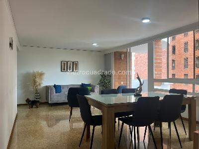 Apartamento de 3 alcobas en venta en El Poblado, Medellín, 120 m² · foto 2 de 16