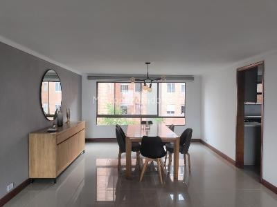 Apartamento de 3 alcobas en venta en El Poblado, Medellín, 240 m² · foto 4 de 18