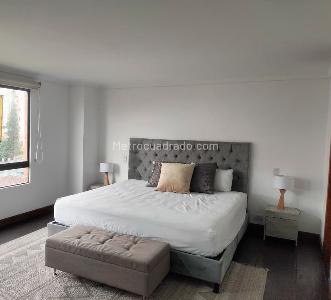 Apartamento de 3 alcobas en venta en El Poblado, Medellín, 240 m² · foto 10 de 18