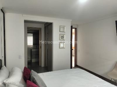 Apartamento de 3 alcobas en venta en El Poblado, Medellín, 240 m² · foto 16 de 18