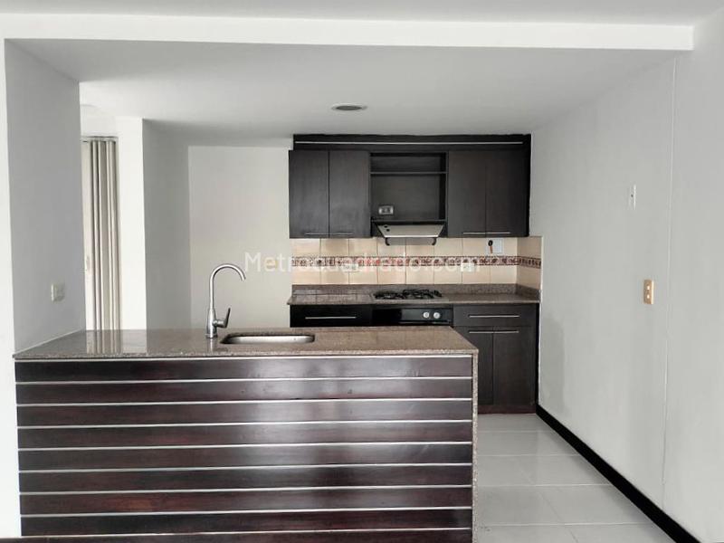 Apartamento Moderno de 3 Alcobas en El Poblado - 4