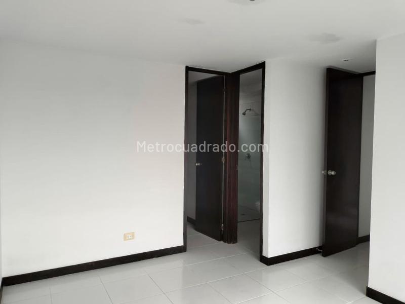 Apartamento Moderno de 3 Alcobas en El Poblado - 8