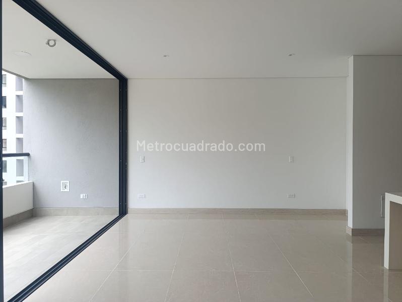 Estudio de 1 Alcoba con Terraza en El Poblado - 6