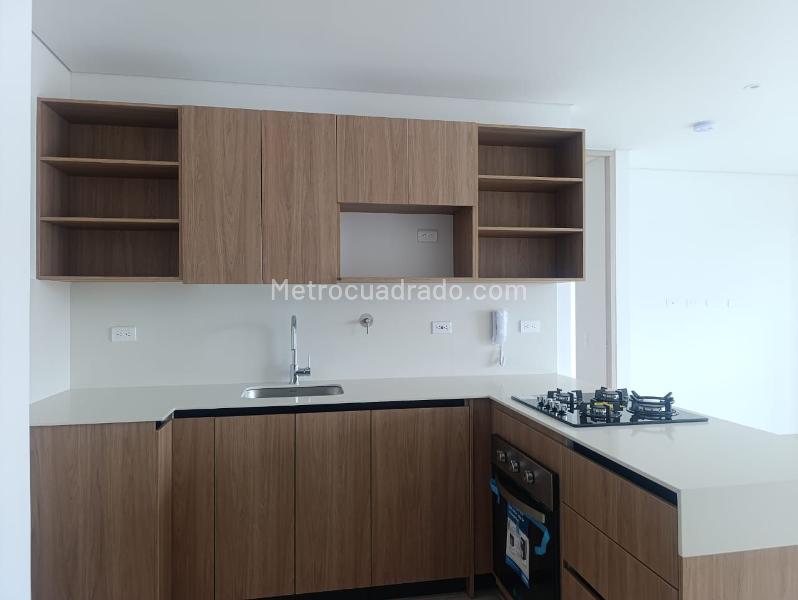 Estudio de 1 Alcoba con Terraza en El Poblado - 7