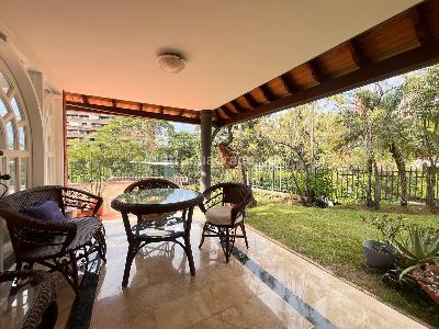 Casa de 4 alcobas en venta en El Poblado, Medellín, 345 m² · foto 18 de 18