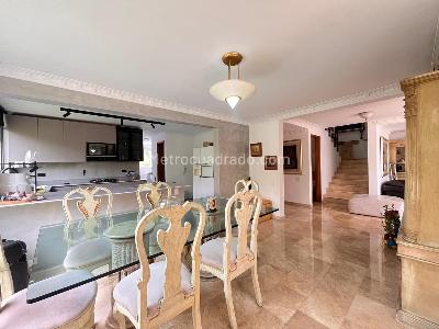 Casa de 4 alcobas en venta en El Poblado, Medellín, 345 m² · foto 4 de 18