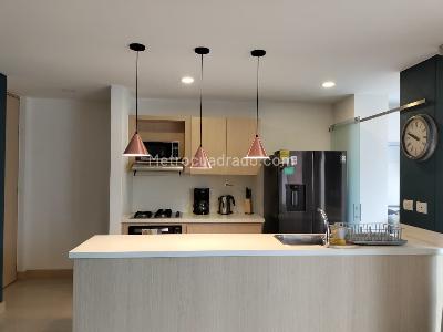 Apartamento de 3 alcobas en arriendo en El Poblado, Medellín, 98 m² · foto 5 de 19