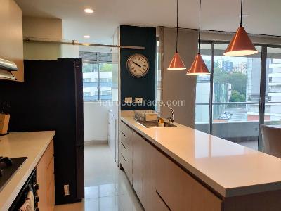 Apartamento de 3 alcobas en arriendo en El Poblado, Medellín, 98 m² · foto 6 de 19