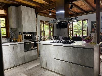 Casa de 4 alcobas en venta en Sabaneta, Sabaneta, 320 m² · foto 4 de 20