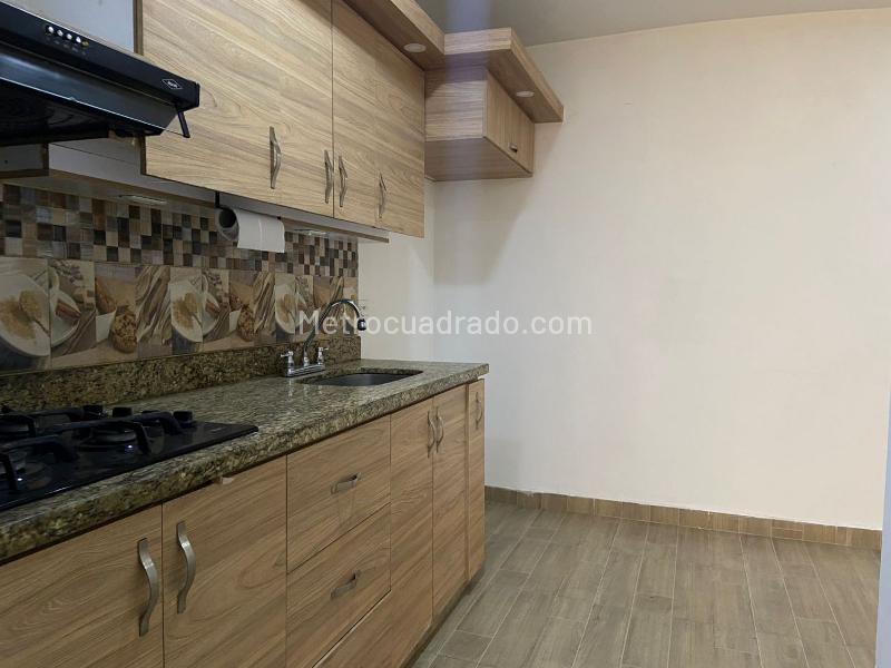 Apartamento en Arriendo, Prados de Sabaneta, Sabaneta - 5