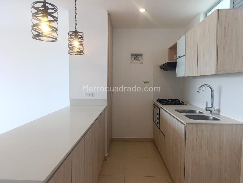 Modern 3BR Apartment in El Poblado - 6