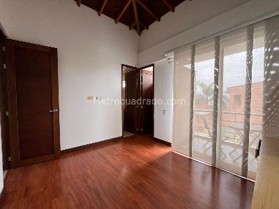 Casa de 3 alcobas en venta en Envigado, Envigado, 150 m² · foto 11 de 17