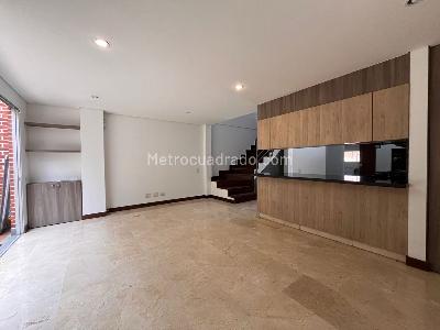 Casa de 3 alcobas en venta en Envigado, Envigado, 150 m² · foto 2 de 17