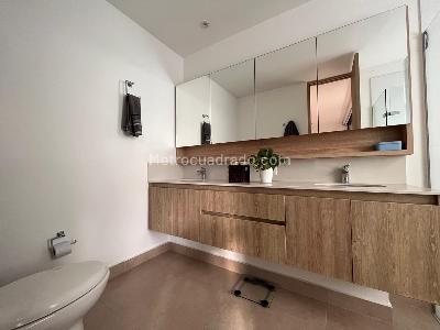 Casa de 3 alcobas en venta en Envigado, Envigado, 225 m² · foto 18 de 20