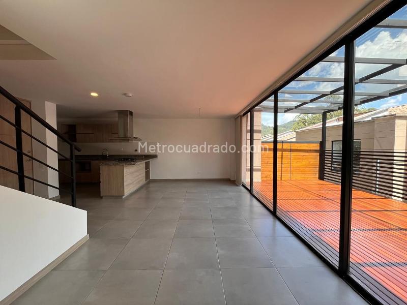 4BR House in EL RETIRO (144 m²) - 2