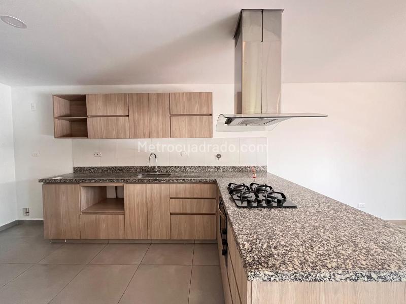 4BR House in EL RETIRO (144 m²) - 4