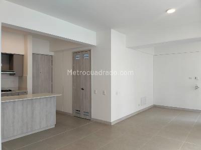 Apartamento de 2 alcobas en arriendo en Villa Carlota, Medellín, 87 m² · foto 3 de 15