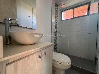 Apartamento de 2 alcobas en arriendo en Envigado, Envigado, 78 m² · foto 14 de 14