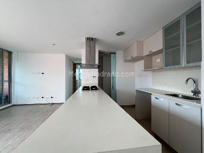 Apartamento de 2 alcobas en arriendo en Envigado, Envigado, 78 m² · foto 7 de 14