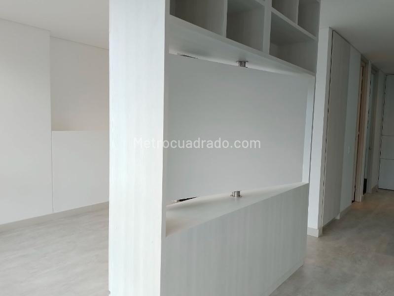 Stylish 1BR Studio in Prime El Poblado Location - 3