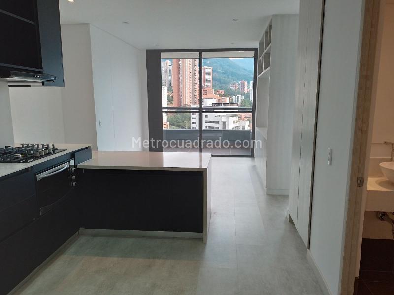 Stylish 1BR Studio in Prime El Poblado Location - 5