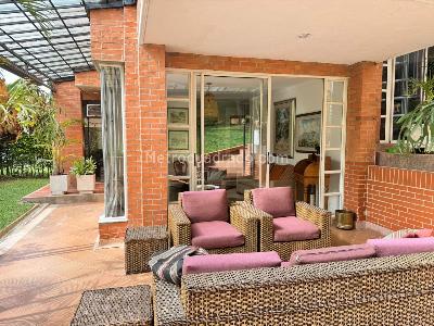 Casa de 4 alcobas en arriendo en El Poblado, Medellín, 264 m² · foto 17 de 18